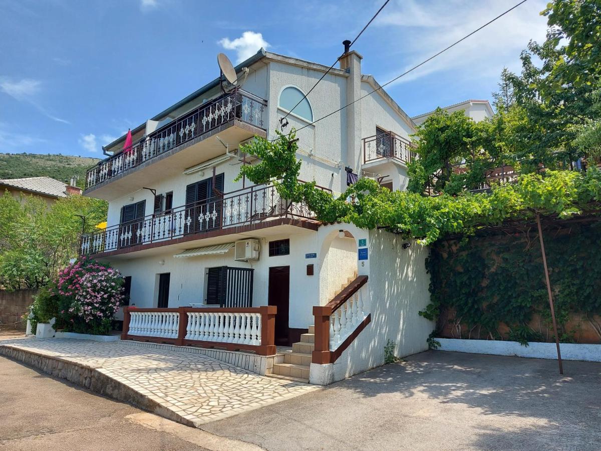 Dalibor Senj (Lika-Senj) Exterior foto